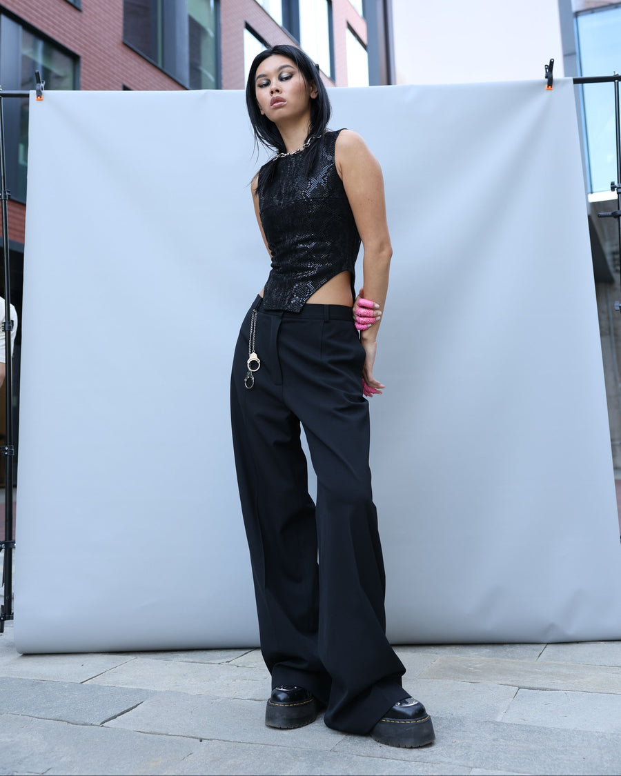 PANTS DARK SCRIPT