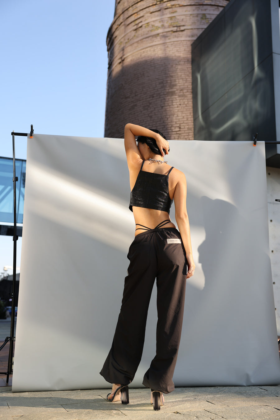 URBAN STRAP FLOW JOGGERS