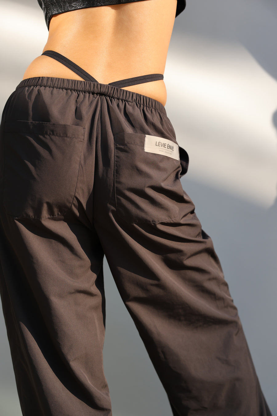 URBAN STRAP FLOW JOGGERS